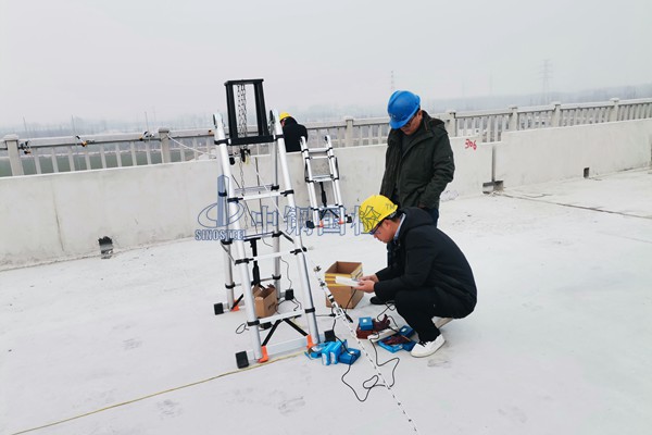 道路桥梁扶手栏杆水平推力现场检测